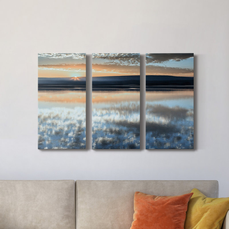 Serene Sunrise - peinture sur toile tendue 3 pièces, H 18 po x l 36 po x P 1 po