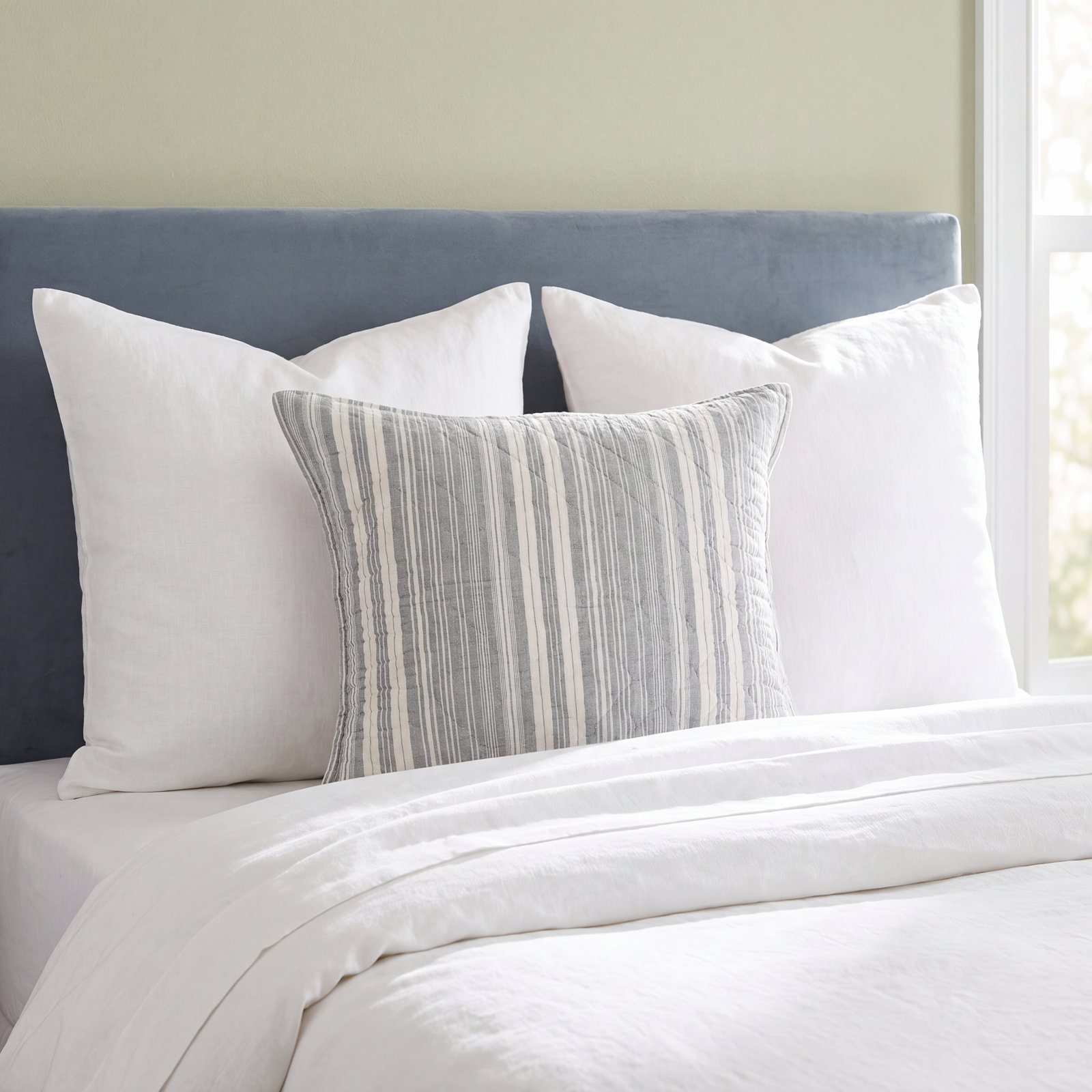 Aden Linen Shams, Standard