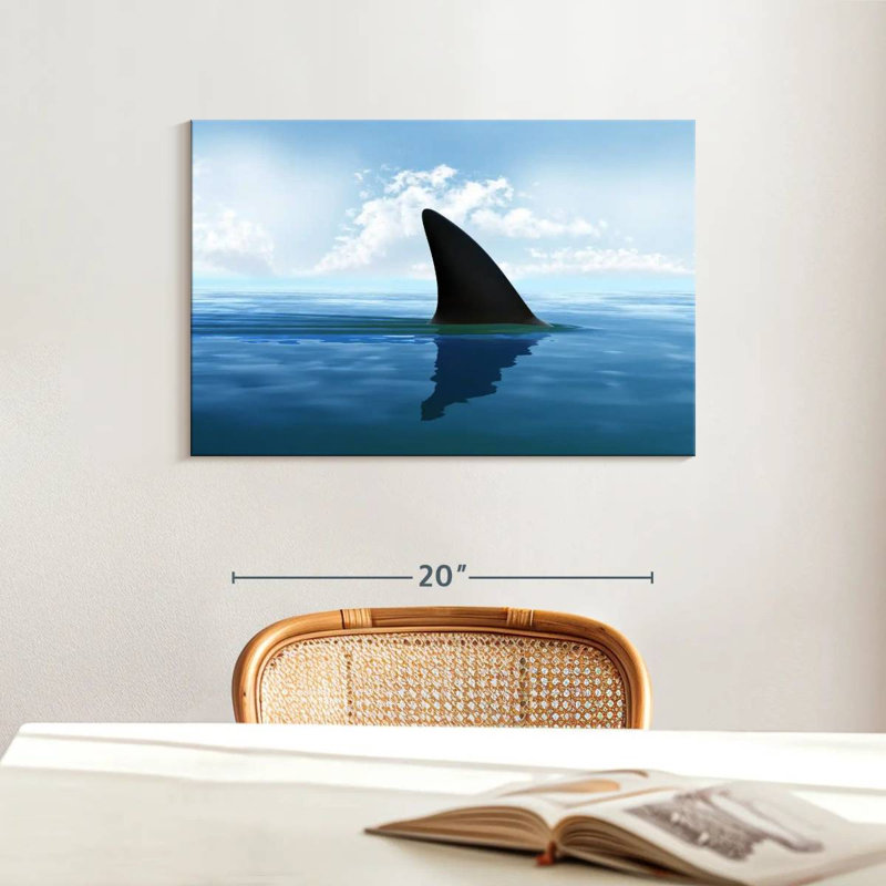 Crowle Shark Fin, 16" H x 24" W