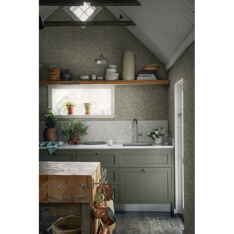 Kolonin Floral Wallpaper Roll, Garden Green
