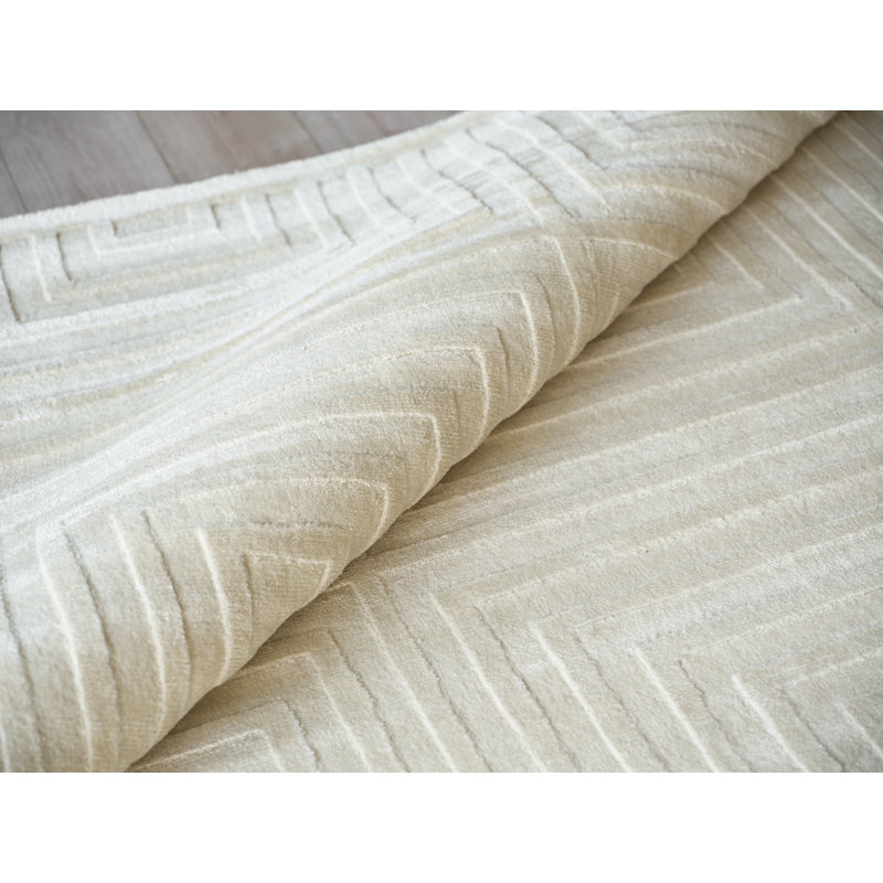 Tovello Modern Handmade Silky Nylon Beige Area Rug, Rectangle 4' x 5'