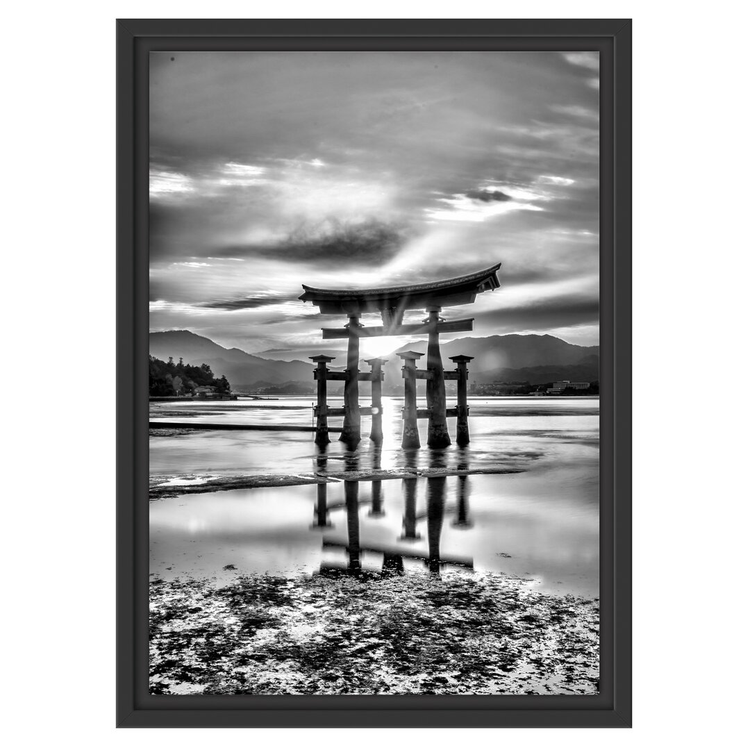 Gerahmter Kunstdruck Torii Gate in Miyajima, Japan