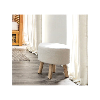 Repose-pieds blanc / naturel contemporain de 2 pièces avec pieds en bois massif et en angle de 15,5 pouces de profondeur, convenant aux espaces de vie en mousse