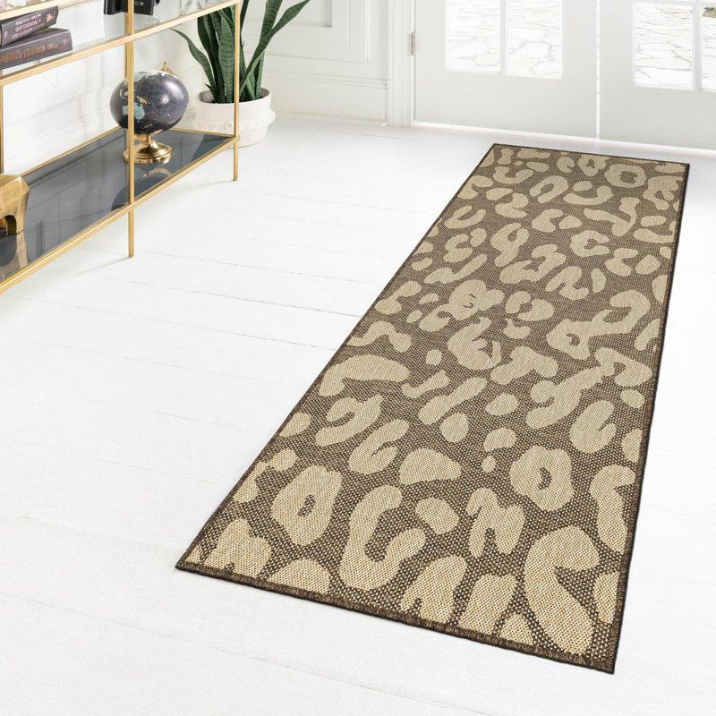 Tapis brun en polypropylène tissé à la machine Henrik, Tapis de couloir 2 pi 7 po x 6 pi 1 po
