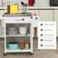 Îlot de cuisine sur roulettes, chariot de cuisine roulant avec comptoir en acier inoxydable, tiroir, porte-serviettes et porte-épices, chariot de rangement utilitaire, blanc crème