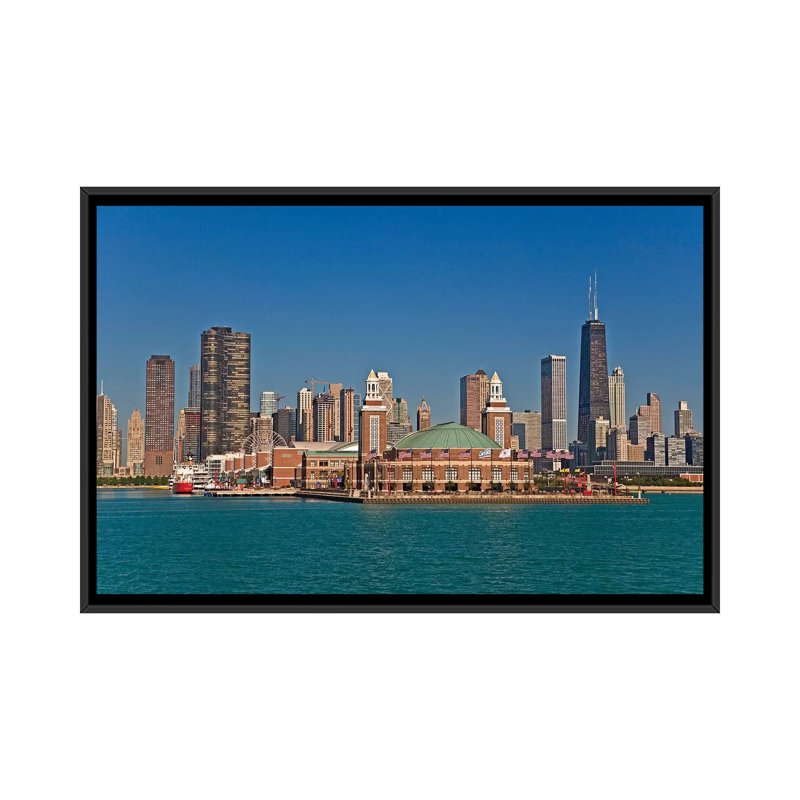 «Navy Pier and Downtown Skyline», reproduction de photo sur toile, H 18 po x l 26 po x P 1,5 po, Toile avec cadre noir