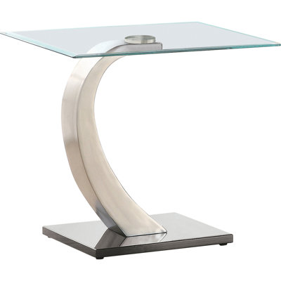 Table de bout sophistiquée en métal avec plateau en verre argenté avec un design rectangulaire, une texture mate lisse et une plateforme noire élégante, apparence élégante discrète, esthétique contemporaine, facile d'entretien