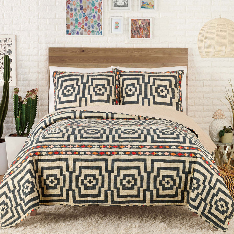 Hypnotic 100% Cotton Boho Lightweight Quilt Set, King Quilt + 2 Shams, Dark Gray/Natural