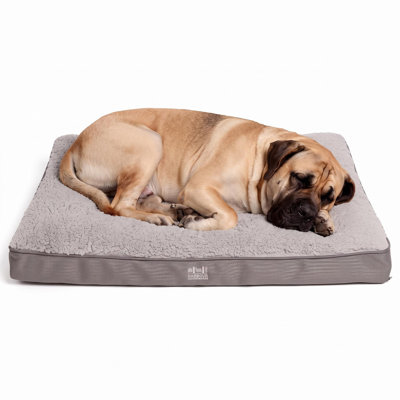 Harbour Housewares - Non-Slip Waterproof Dog Mattress