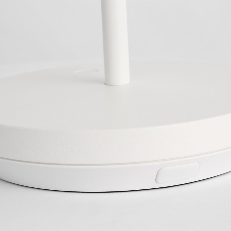 Doppia Accent Rechargeable Table Lamp, Matte White