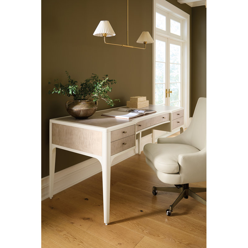 EC Leather Swivel Executive Chair