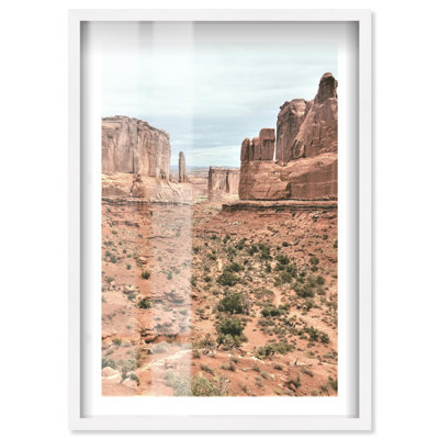 Décoration murale désert "Desert Views" par Notoriart, cadre blanc, 17 x 25