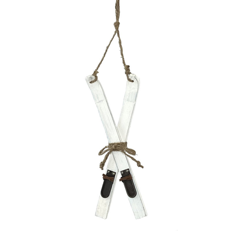 Ornement en bois blanc