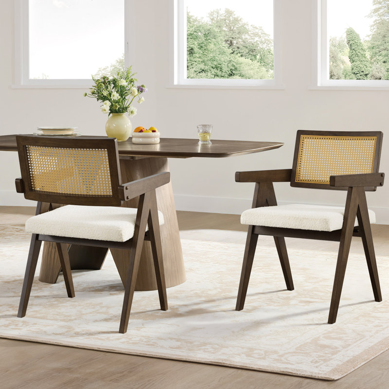 Chaise rembourrée avec dossier en rotin tissé, Noyer