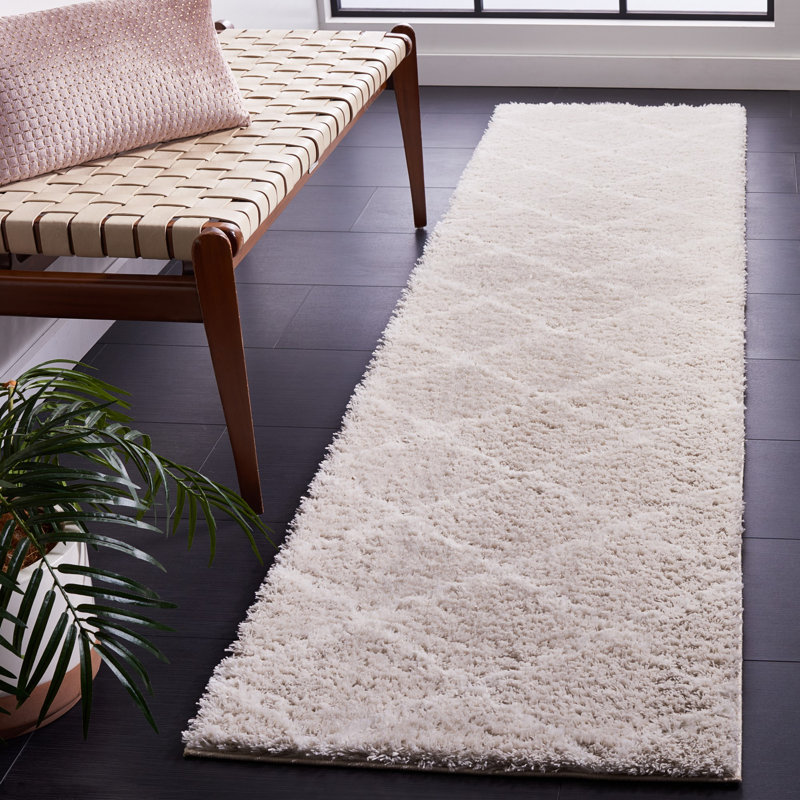 Tahoe Shag Gray and White Hand-knotted Runner Rug 2' x 9'
