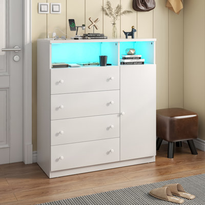 Sanjuana 37.8'' W 4 - Drawer Dresser