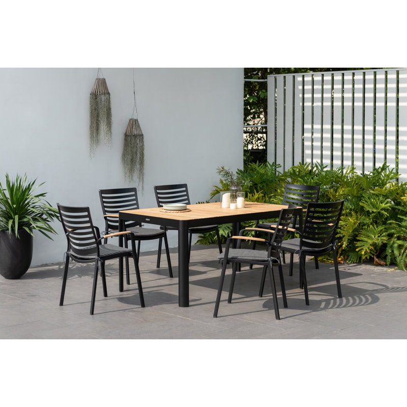 Ensemble de salle à manger rectangulaire en aluminium pour 6 personnes de 115 po avec coussins Izac, Noir