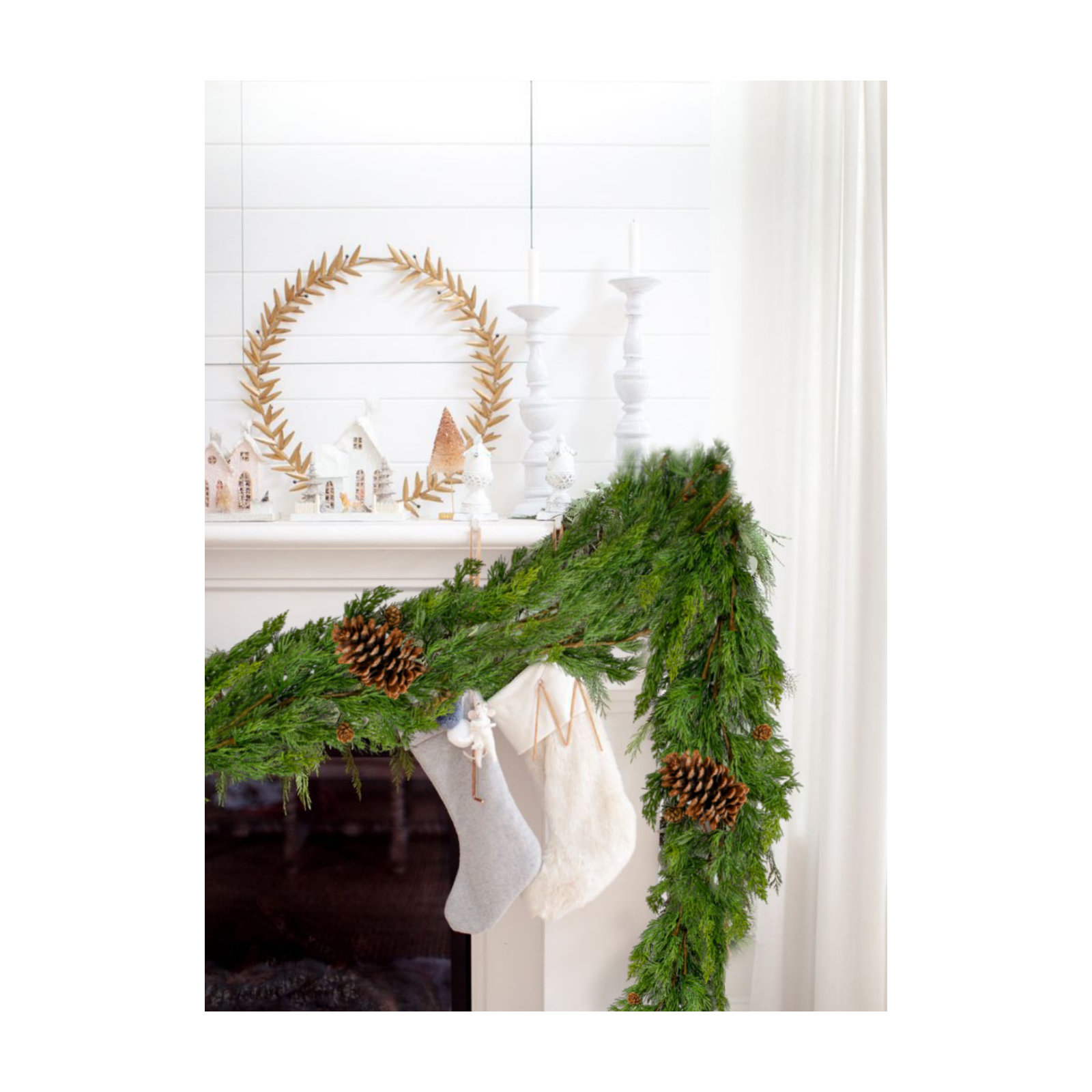 8'' in. Faux Pinecone Garland