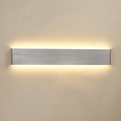 Barre d'éclairage de salle de bain moderne à DEL de 46 po avec boîtier en aluminium et finition argent
