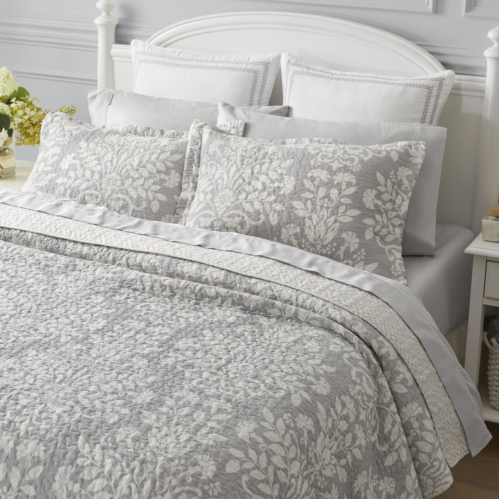 Rowland Cotton Quilt Set, Twin Coverlet + 1 Standard Sham, White/Gray