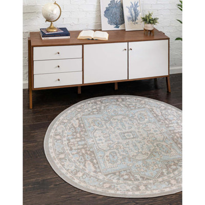 Shaundrelle Oriental Indoor Rug