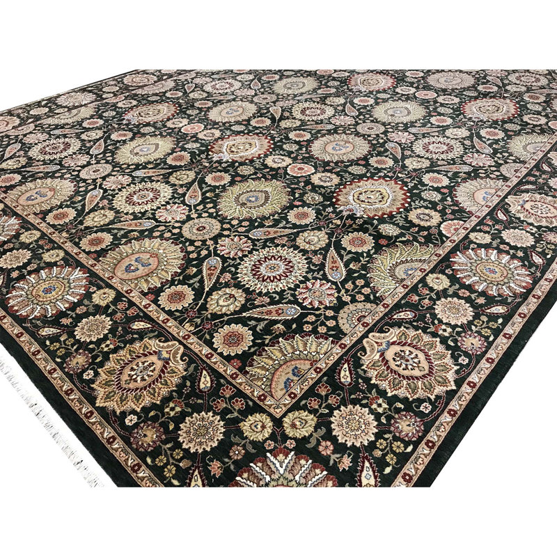 Manchuria Wool Oriental Area Rug in Beige/Black