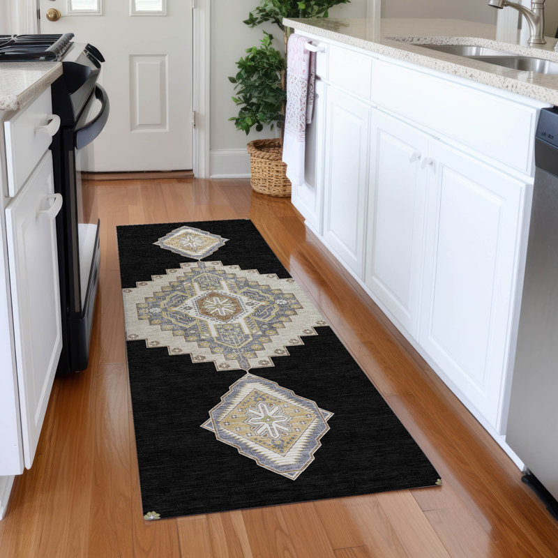 Premium Machine Washable Colmenero AMF1014 Oriental Rug, Runner 2'3" x 7'6"