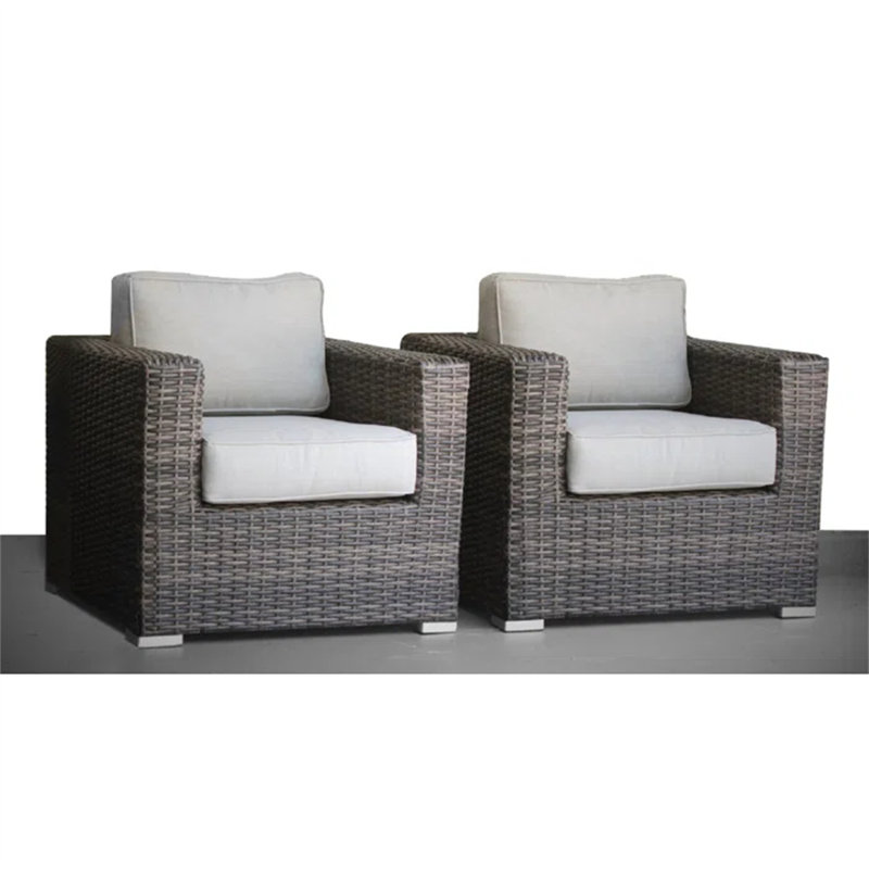 Chaise de patio entièrement assemblée avec coussins moelleux Comfort-Ready - idéale pour la détente en plein air (excluant la table)