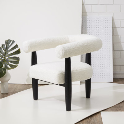Fauteuil d'appoint à dossier courbé