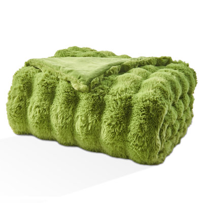 Couverture EMME en fausse fourrure