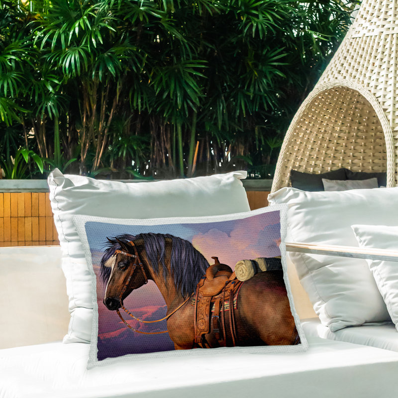Coussin d'extérieur imprimé Cowboy's Pride Horse par Laurie Prindle