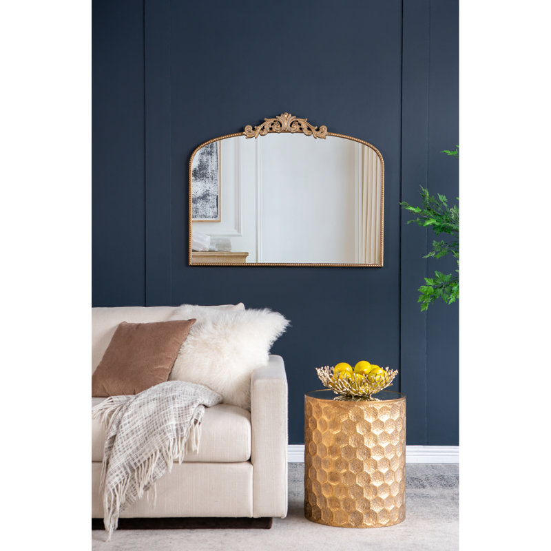 Miroir arqué 40 "x 31" avec décorations gracieuses