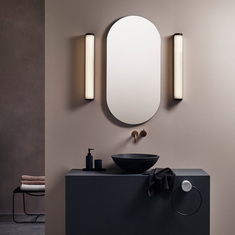 Versailles 600 3000K Phase Dimmable, Bronze, 971 Lumens, 2700 Kelvins