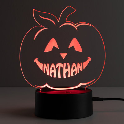 Jack O Lantern, citrouille et veilleuse d'Halloween à DEL avec nom personnalisé gravé au laser sur un insert en acrylique