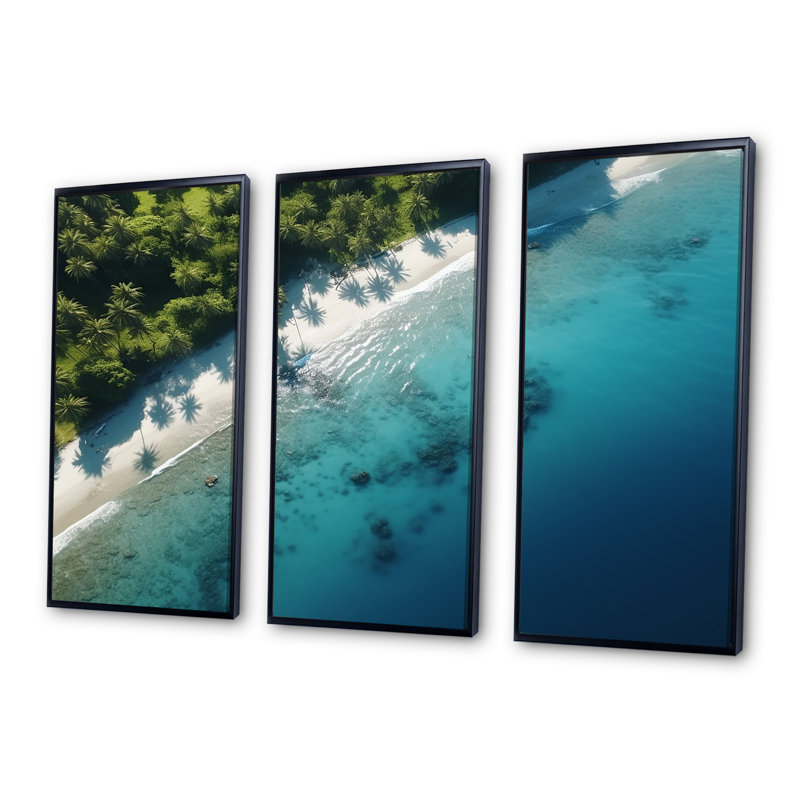 Plage relaxante vue aérienne V - Art mural plage, H 28 po x l 36 po x P 1 po, Cadre flottant noir