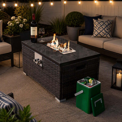 Foyer de table au gaz propane 32 pouces avec 50 000 BTU, dessus en tuile et base en osier pour l'extérieur