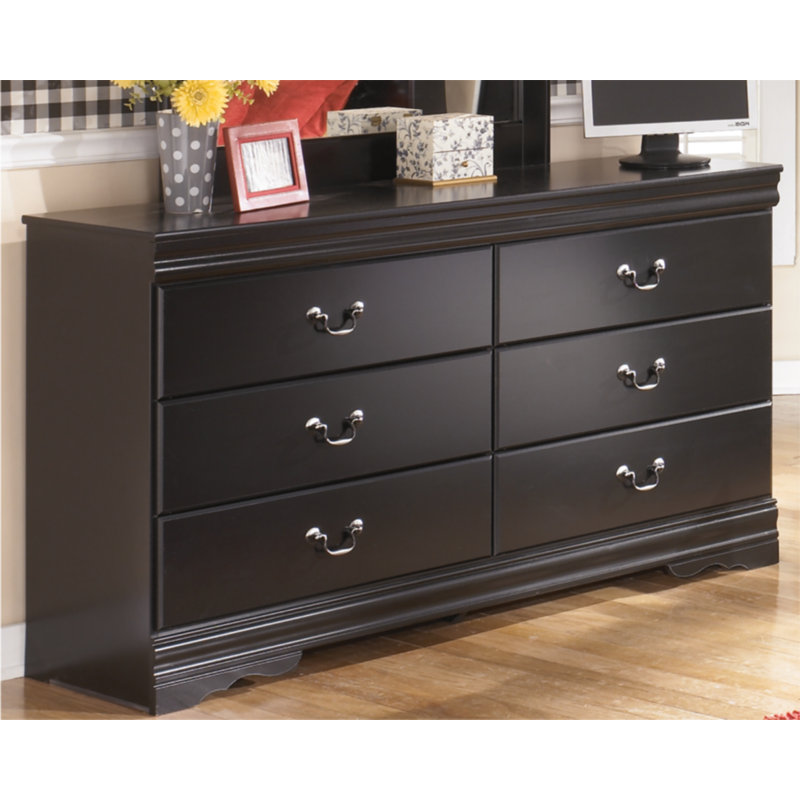 Modern Black 6-Drawer Dresser with Matte Finish