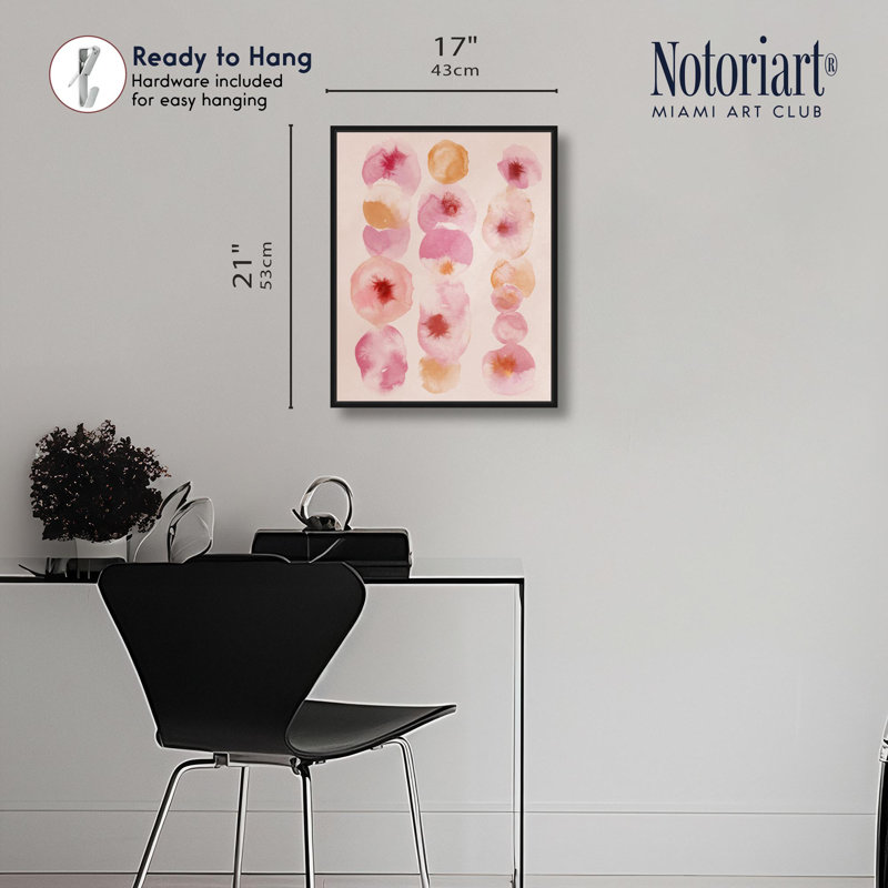 «Blush Drops Bathroom» par Notoriart, Structure noire, H 16 po x l 20 po