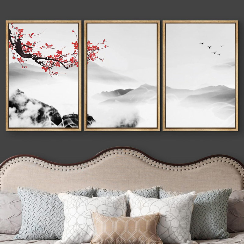 Chinoiserie, cerisier rouge, fleurs sur une chaîne de montagnes brumeuse, nature sauvage, illustrations, art moderne, culture
