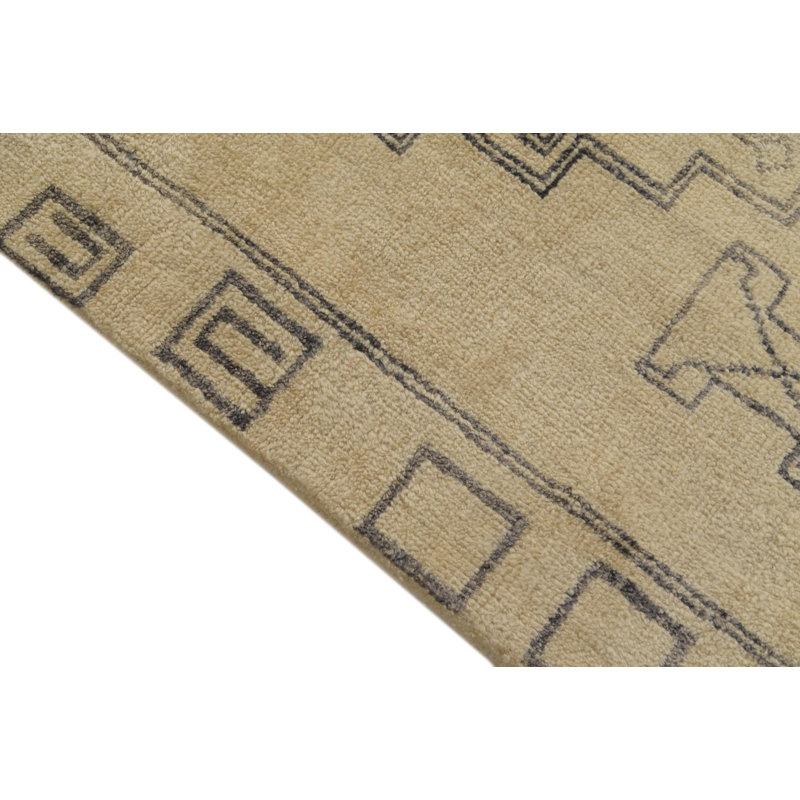 Iniguez Ivory Rug
