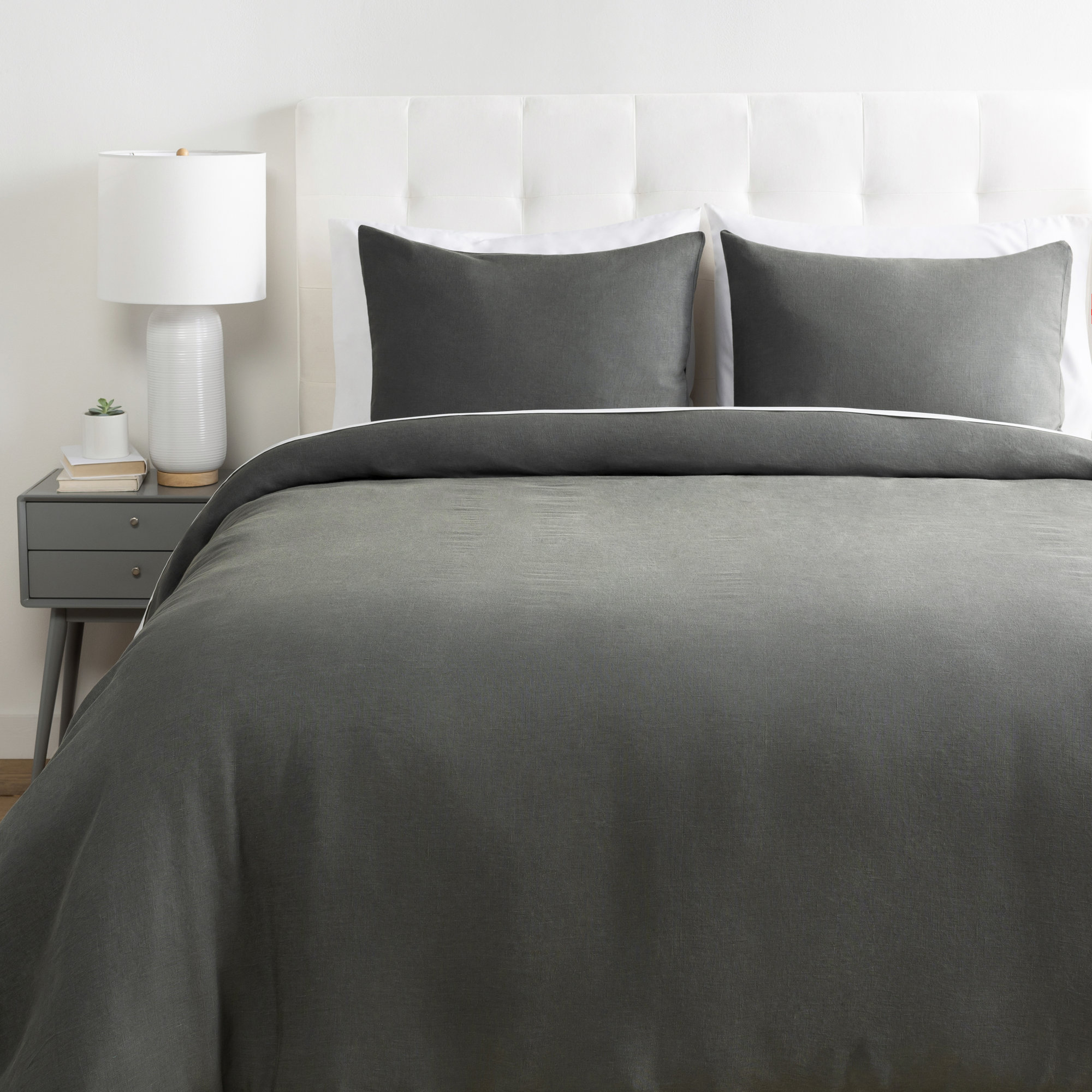 Pia 100% Linen Duvet Cover Set, King Duvet Cover + 2 Shams, Dark Green