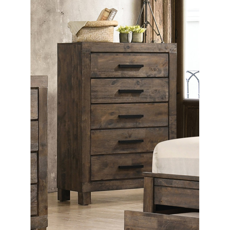 Holsten 31.5'' W 5 - Drawer Dresser