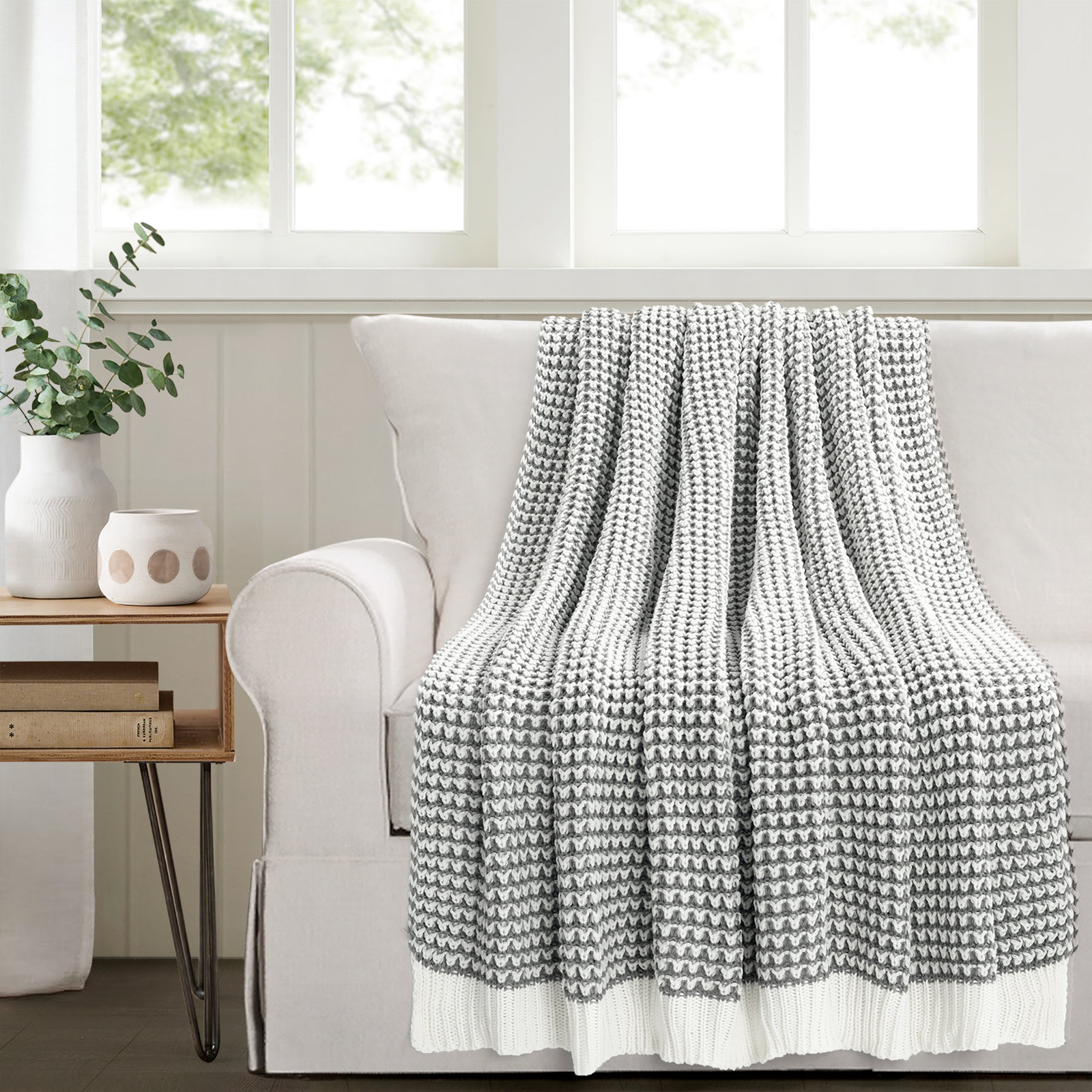 Keil Plastic / Acrylic Knitted Throw Blanket, Gray