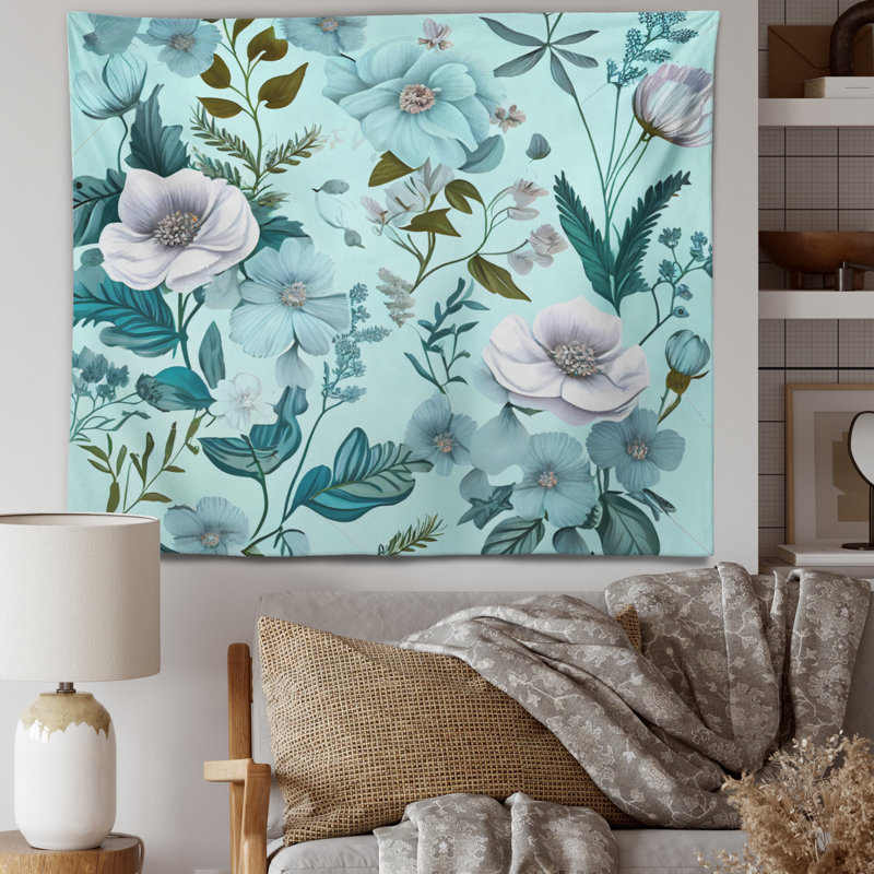 Polyester en fleurs pastel sur fond de tapisserie V bleu clair avec punaises, H 50 po x l 60 po