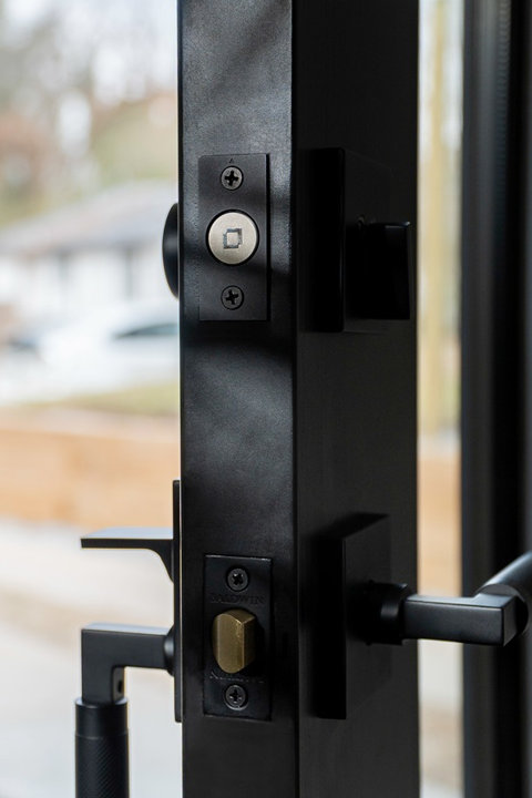 Smart and Electronic Locks