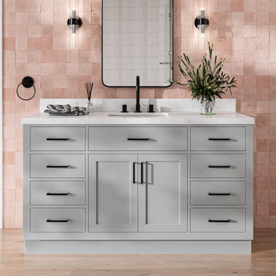 Ensemble de meuble-lavabo simple en bois massif avec plateau en quartz Carrara de 1,5 po Thornaby