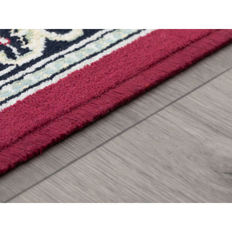 Chloe-May Oriental Viscose Area Rug, Rectangle 135 x 195cm