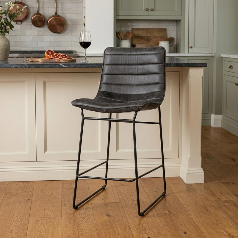 Meritt 22.5" Bar Stool, Faux Leather-Black