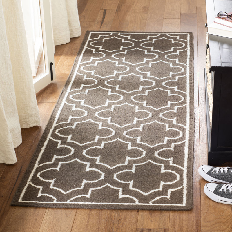 Rodgers Hand Woven Flat Weave Banana Silk/Wool/Cotton Geometric Rug in Brown, Runner 2'6" x 7'
