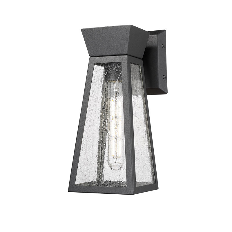 Applique murale d'extérieur 1 lumière Lucian, H 12 po x l 6,5 po x P 5 po, Une lumière